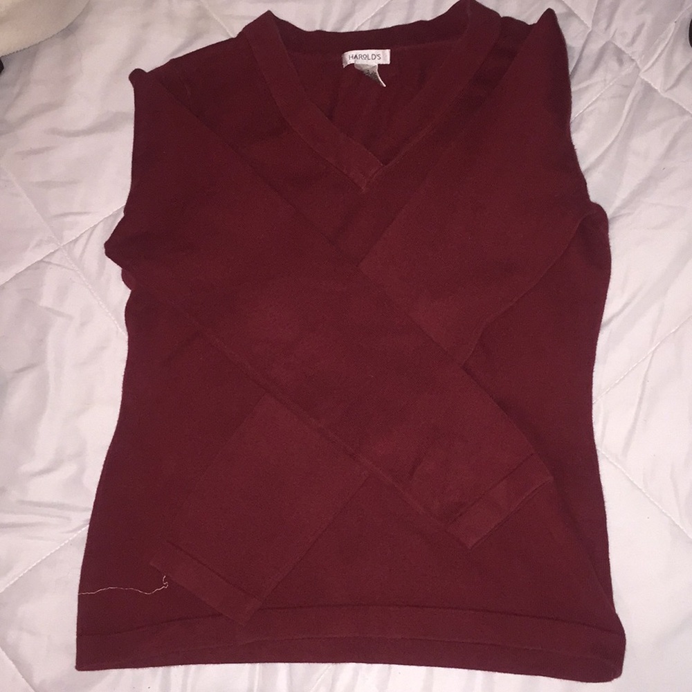 Long sleeve maroon sweater